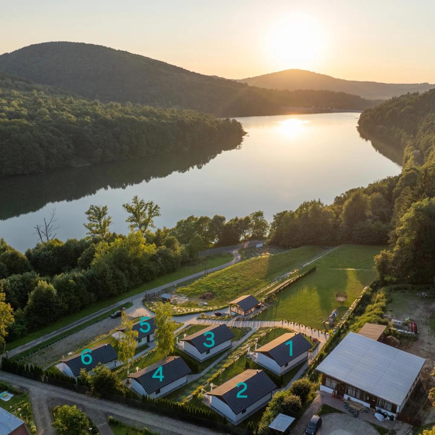 Domki Koziniec3 Na Wylacznosc Myczkowce Solina Bieszczady エクステリア 写真